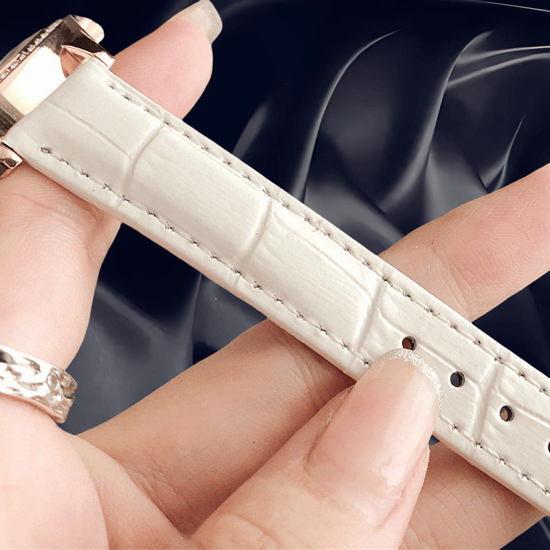 皮带手表女学生腕表复古简约手表气质便宜合金表top brand watch